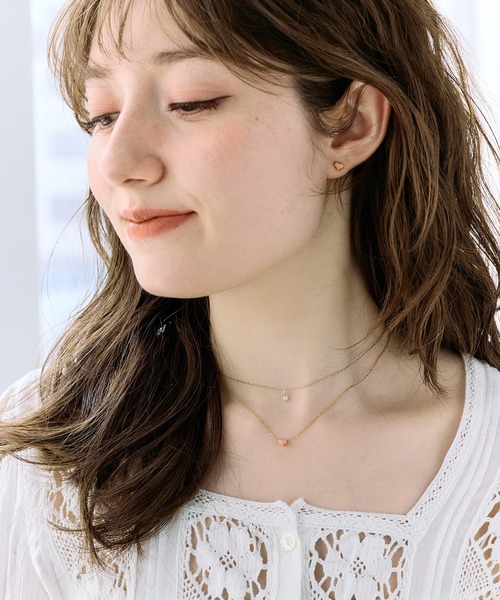 Jolie Toujours(ジョリトゥジュール)の「〈K18GP〉ハートエポスタッドピアス(ピアス(両耳用)・レディース・オフホワイト/ターコイズブルー/コーラル/ラベンダー・FREE)」の13枚目の写真