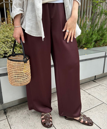 美品❣️入手困難‼️深いボルドーカラーで素敵❣️裾にスリットがあるお洒落なパンツ ボルドー」に該当するレディースのパンツファッション通販