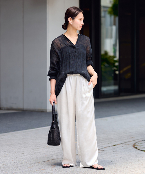 FRAMeWORK(フレームワーク)の「ヴィンテージライクサテンイージーパンツ(その他パンツ・レディース・ブラック/ベージュ/ボルドー・36/38)」の20枚目の写真