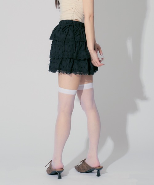 ALLuRing ChaRm(アリュリングチャーム)の「Ribbon Frilled Tiered Skirt / リボンフリルティアードスカート(スカート・レディース・ブラック/ホワイト・M/S)」の13枚目の写真