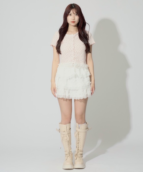 ALLuRing ChaRm(アリュリングチャーム)の「Ribbon Frilled Tiered Skirt / リボンフリルティアードスカート(スカート・レディース・ブラック/ホワイト・M/S)」の5枚目の写真