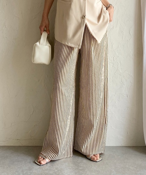 She's Closet(シーズクローゼット)の「コットンタッチ ストレート セミワイド ストライプパンツ イージーパンツ(その他パンツ・レディース・グリーン/ネイビー/ブラック/ブルー/グレー/ブラウン・FREE)」の4枚目の写真