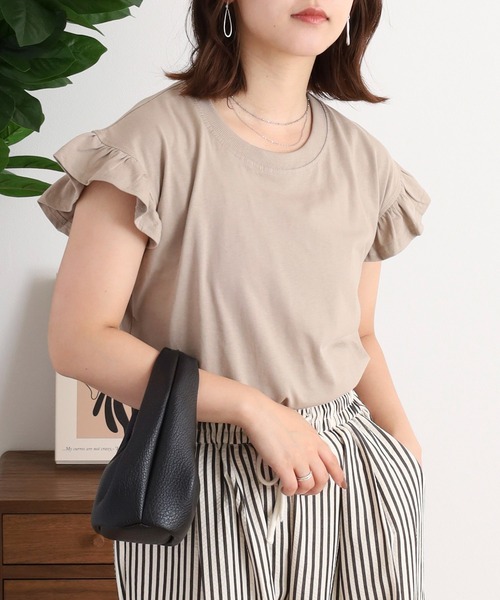 atONE(アットワン)の「袖フレアノースリーブシャツ(Tシャツ/カットソー・レディース・ミント/オフホワイト/チャコールグレー/ブラック/グレイッシュベージュ・LL~3L/4L~5L/M-L)」の21枚目の写真
