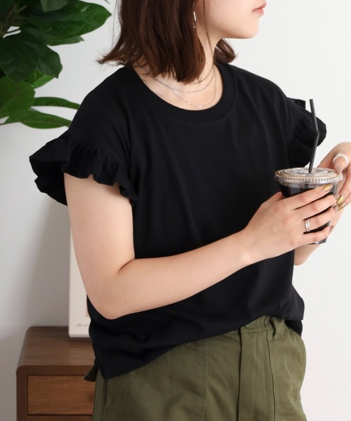 atONE(アットワン)の「袖フレアノースリーブシャツ(Tシャツ/カットソー・レディース・ミント/オフホワイト/チャコールグレー/ブラック/グレイッシュベージュ・LL~3L/4L~5L/M-L)」の12枚目の写真