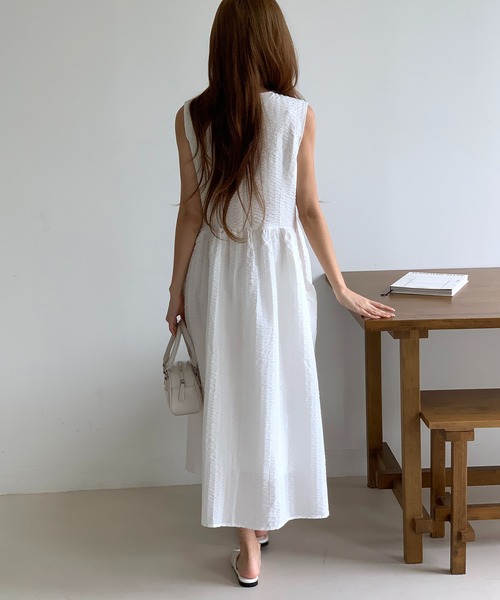 MINS MINIS(ミンスミニス)の「ノースリーブAラインワンピース(ワンピース・レディース・アイボリー/ブラック・FREE)」の12枚目の写真