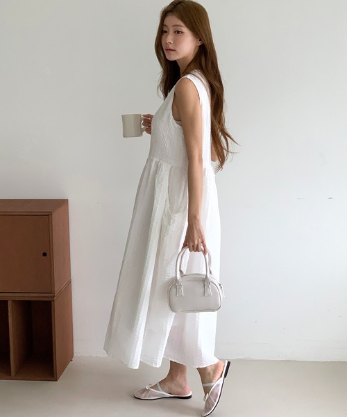 MINS MINIS(ミンスミニス)の「ノースリーブAラインワンピース(ワンピース・レディース・アイボリー/ブラック・FREE)」の14枚目の写真