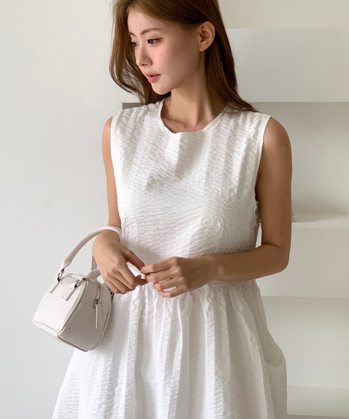 MINS MINIS(ミンスミニス)の「ノースリーブAラインワンピース(ワンピース・レディース・アイボリー/ブラック・FREE)」の15枚目の写真