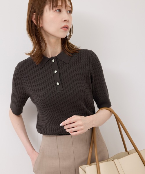 ROPE' PICNIC（ロペピクニック）の「ミニケーブルハーフスリーブニットポロシャツ（ポロシャツ・レディース・マスタード/ネイビー/キナリ/ダークブラウン・38）」の19枚目の写真