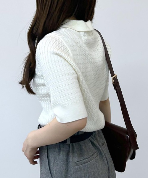 ROPE' PICNIC（ロペピクニック）の「ミニケーブルハーフスリーブニットポロシャツ（ポロシャツ・レディース・マスタード/ネイビー/キナリ/ダークブラウン・38）」の6枚目の写真