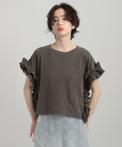 GEORGE'S（ジョージズ）の「ピグメントフリルカットソー（Tシャツ/カットソー・レディース・クリアレッド/オフホワイト/チャコールグレー・SMALL/MEDIUM）」の14枚目の写真