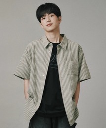 Verdnt（バーダント）の「マルチストライプバックロゴシャツ（シャツ/ブラウス）」