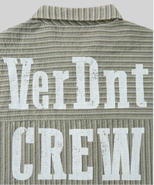 Verdnt（バーダント）の「マルチストライプバックロゴシャツ（シャツ/ブラウス・メンズ・ベージュ/ブルー・LARGE/MEDIUM）」の3枚目の写真