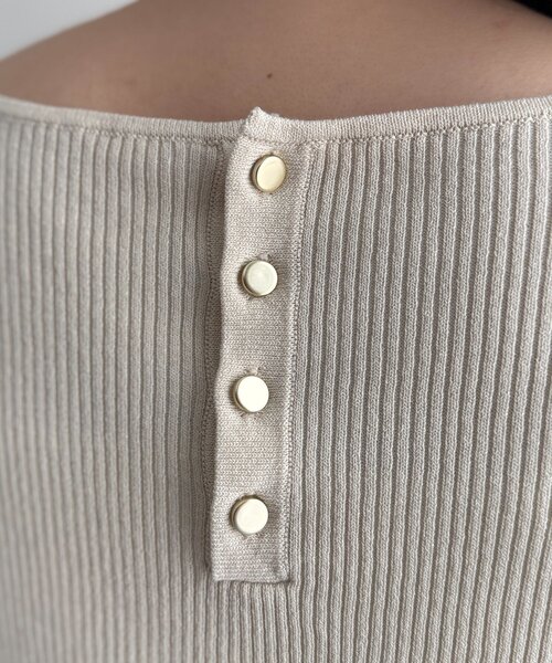 Chez toi（シェトワ）の「前後2WAY5分袖キーネックリブニット（ニット/セーター・レディース・ブラウン/ブラック/アイボリー/イエロー・FREE）」の19枚目の写真