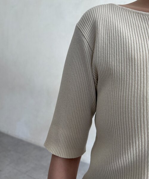 Chez toi（シェトワ）の「前後2WAY5分袖キーネックリブニット（ニット/セーター・レディース・ブラウン/ブラック/アイボリー/イエロー・FREE）」の20枚目の写真