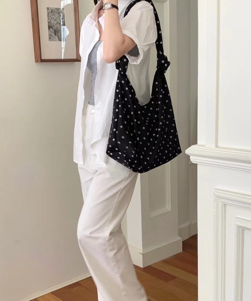 mebole(メボレ)の「Dotty Days Tote(トートバッグ・レディース・レッド/ホワイト/ブラック・FREE)」の8枚目の写真