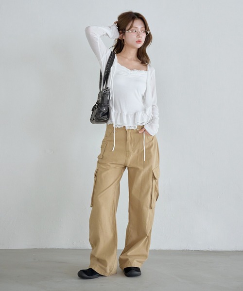 UNE MANSION(ユヌマンション)の「【ユニセックス着用可能】ユニークベルトフープ&ポケットマルチカーゴデニムパンツ(カーゴパンツ・レディース・ベージュ/ブラック/カーキ/クリーム・SMALL/MEDIUM/LARGE)」の13枚目の写真