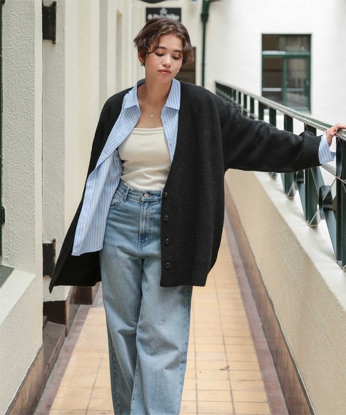 titivate(ティティベイト)の「深Vネックルーズニットカーディガン(カーディガン/ボレロ・レディース・チャコール/ブラック/ライトピンク/グレイッシュベージュ・M/S)」の7枚目の写真