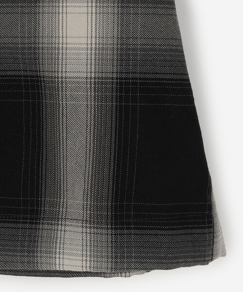 nicholson&nicholson（ニコルソンアンドニコルソン）の「nicholson & nicholson | ドローストリングブラウス チェック WOMEN（シャツ/ブラウス・レディース・ブラウン系その他/グレー系その他・38）」の8枚目の写真