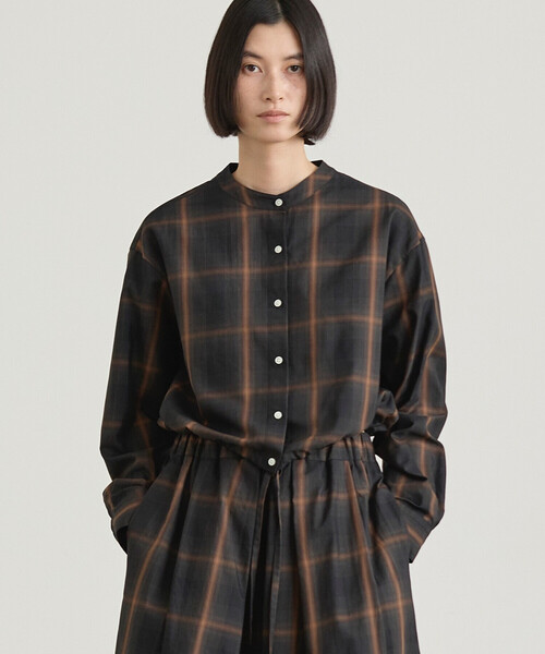 nicholson&nicholson（ニコルソンアンドニコルソン）の「nicholson & nicholson | ドローストリングブラウス チェック WOMEN（シャツ/ブラウス・レディース・ブラウン系その他/グレー系その他・38）」の15枚目の写真