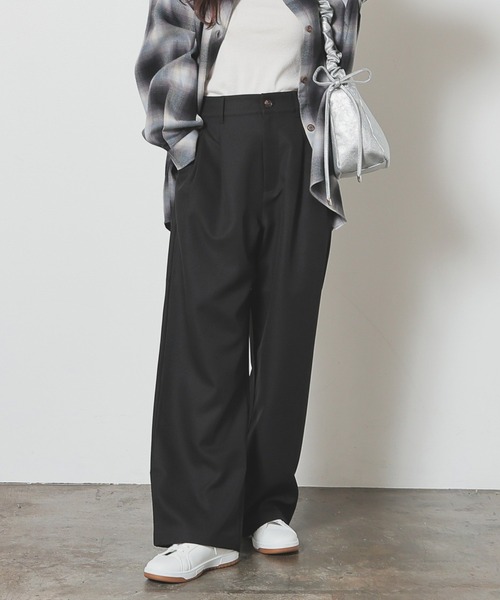 Honeys（ハニーズ）の「ストレートパンツ（股下６８ｃｍ）（スラックス・レディース・ブラック/ヘザーチャコール/ブラウン・L/SS/S/M/LL）」の2枚目の写真