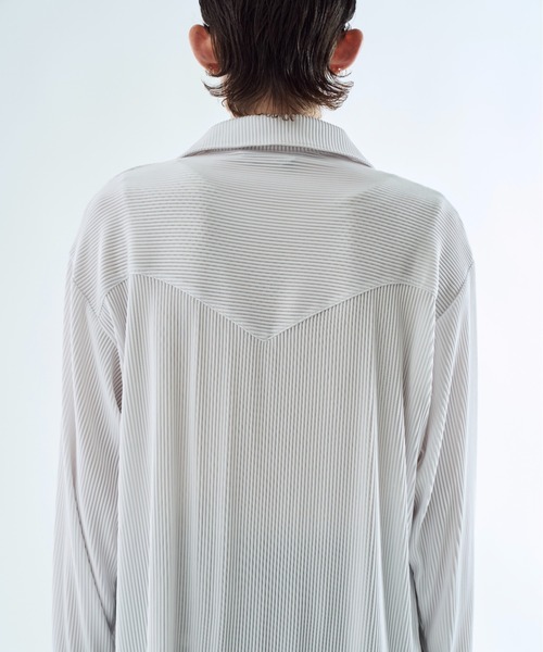Pleats eyelet collar shirt プリーツアイレットカラーシャツ（シャツ