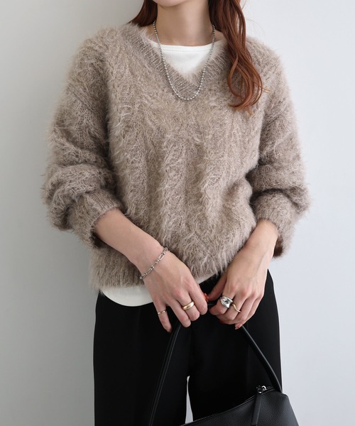 andme（アンドミー）の「シアーシャギー起毛ラメニットトップス（ニット/セーター・レディース・グレー/オフホワイト/ピンク/ベージュ・M）」の3枚目の写真