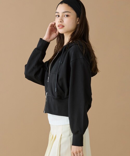 LACOSTE（ラコステ）の「裏パイルクロップドジップフーディー（パーカー・レディース・オフホワイト/ブラック/ダークブラウン・34/36/38/40）」の10枚目の写真