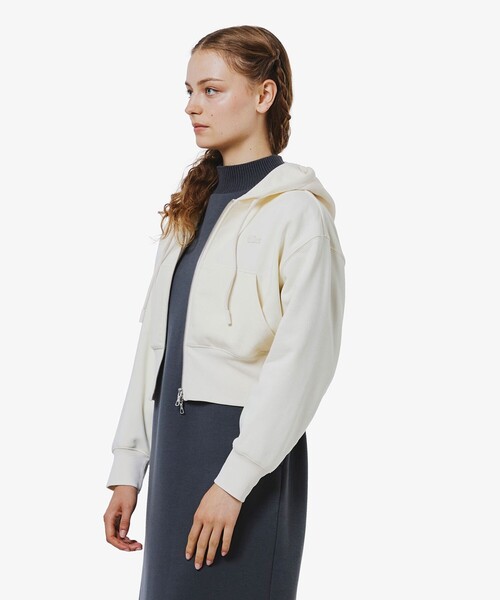 LACOSTE（ラコステ）の「裏パイルクロップドジップフーディー（パーカー・レディース・オフホワイト/ブラック/ダークブラウン・34/36/38/40）」の22枚目の写真