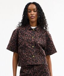 COACH（コーチ）の「レオパード プリント デニム ショート スリーブ トップ・オーガニック コットン（その他トップス）」