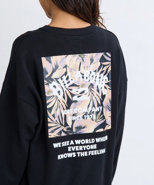 BILLABONG（ビラボン）の「BILLABONG レディース SQUARE LOGO BOY FIT トレーナー 【BOY FIT】【2025年秋冬モデル】/ビラボンバックロゴボックスプリントプルオーバースウェットトレーナー（スウェット・レディース・ホワイト/イエロー系その他/ブラック系その他/ブラック・MEDIUM/LARGE）」の14枚目の写真