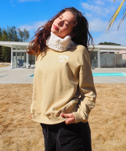 BILLABONG（ビラボン）の「BILLABONG レディース SQUARE LOGO BOY FIT トレーナー 【BOY FIT】【2025年秋冬モデル】/ビラボンバックロゴボックスプリントプルオーバースウェットトレーナー（スウェット・レディース・ホワイト/イエロー系その他/ブラック系その他/ブラック・MEDIUM/LARGE）」の22枚目の写真