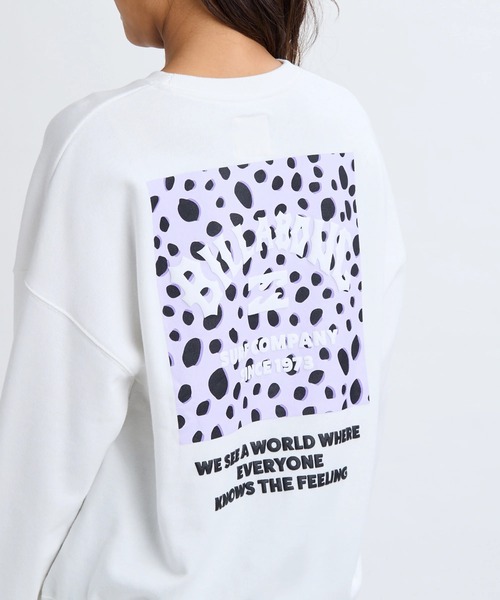 BILLABONG（ビラボン）の「BILLABONG レディース SQUARE LOGO BOY FIT トレーナー 【BOY FIT】【2025年秋冬モデル】/ビラボンバックロゴボックスプリントプルオーバースウェットトレーナー（スウェット・レディース・ホワイト/イエロー系その他/ブラック系その他/ブラック・MEDIUM/LARGE）」の7枚目の写真