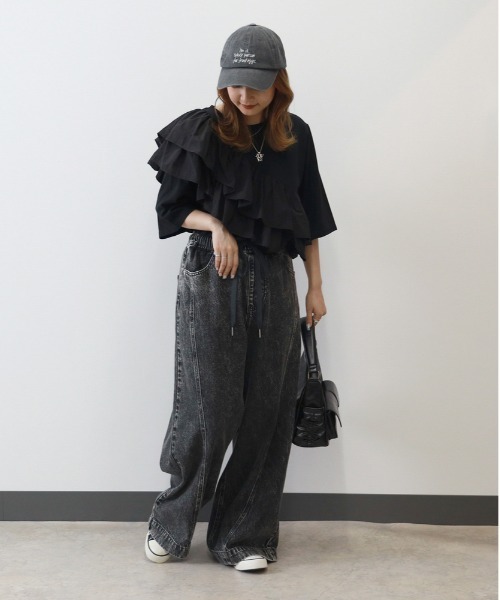 Right-on(ライトオン)の「【HONEYSUCKLE ROSE】バギーデニムイージーパンツ(デニムパンツ・レディース・ブラック・M/S/L)」の5枚目の写真