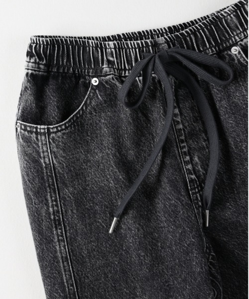 Right-on(ライトオン)の「【HONEYSUCKLE ROSE】バギーデニムイージーパンツ(デニムパンツ・レディース・ブラック・M/S/L)」の7枚目の写真