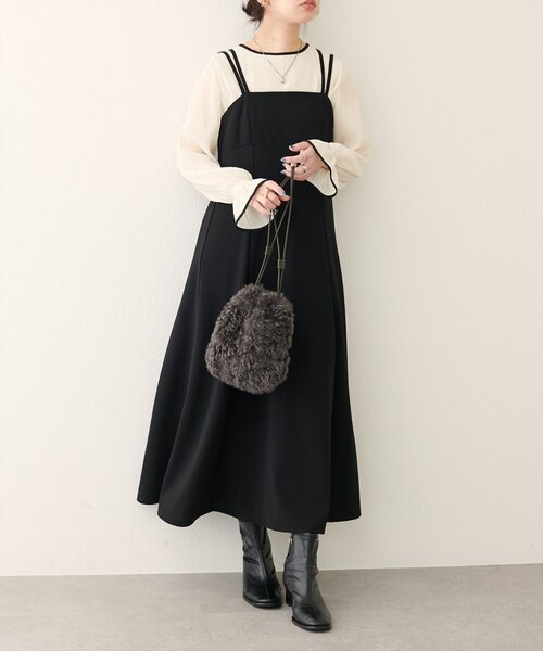 natural couture(ナチュラルクチュール)の「プリーツパイピングブラウス(シャツ/ブラウス・レディース・ピンク/ブラウン/モカ/サックスブルー/オフホワイト・FREE)」の10枚目の写真