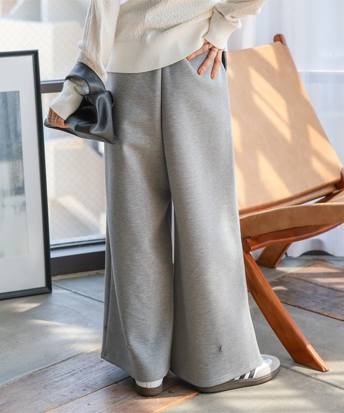 Petitle（プチレ）の「[ 低身長向けサイズ ] 選べる2丈 ダイバー裾ボタン2wayワイドパンツ（スウェットパンツ・レディース・ブラック/オフホワイト/グレー・M-Short/PM）」の14枚目の写真