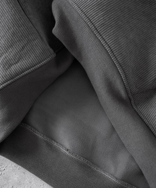 RUUBON（ルーボン）の「【RUUBON】fleece lined corduroy polo sweat / フリースラインドコーデュロイポロスウェット（スウェット・メンズ・グレー/ブラック・S/M/L）」の20枚目の写真