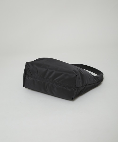 NANO universe（ナノユニバース）の「パファートートバッグ（トートバッグ・レディース・ブラック/オフホワイト・F）」の12枚目の写真