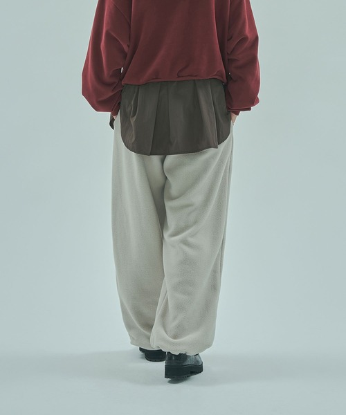 UMBRO(アンブロ)の「(UMBRO × ROSE BUD)DOUBLE WAIST FLEECE PANTS(その他パンツ・レディース・ベージュ/ネイビー・ONE SIZE)」の3枚目の写真