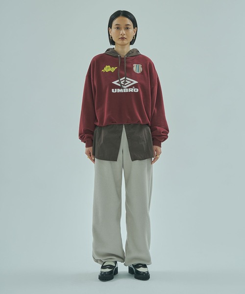 UMBRO(アンブロ)の「(UMBRO × ROSE BUD)DOUBLE WAIST FLEECE PANTS(その他パンツ・レディース・ベージュ/ネイビー・ONE SIZE)」の4枚目の写真
