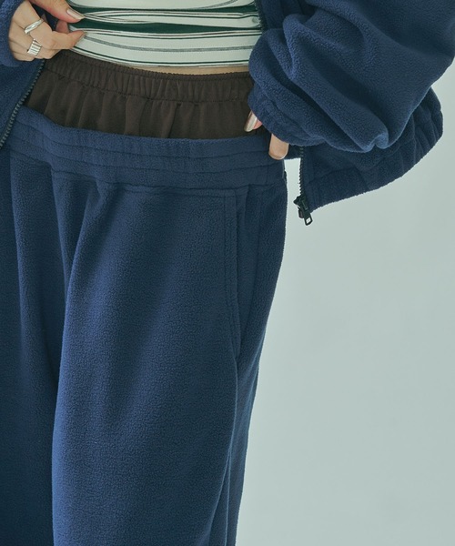 UMBRO(アンブロ)の「(UMBRO × ROSE BUD)DOUBLE WAIST FLEECE PANTS(その他パンツ・レディース・ベージュ/ネイビー・ONE SIZE)」の17枚目の写真
