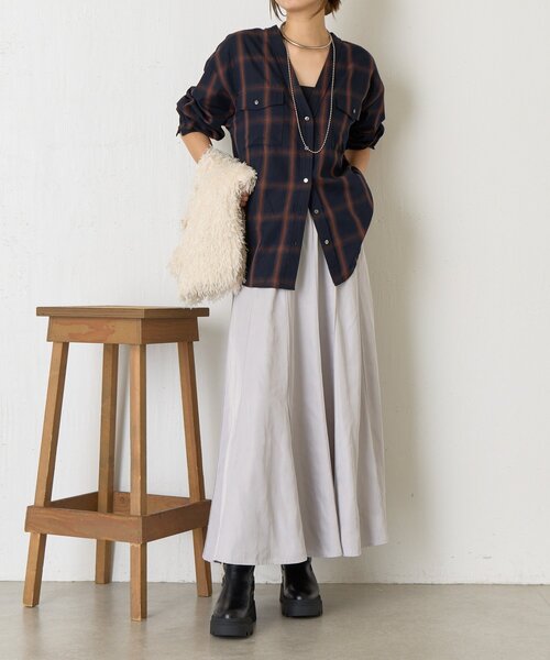 Jena espace merveilleux（ジェナ　エスパスメルヴェイユ）の「ナイロンピンタックフレアスカート（スカート・レディース・イエロー/ブラック/ライトグレー・FREE）」の12枚目の写真