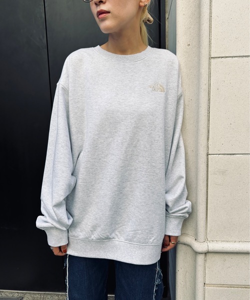 THE NORTH FACE(ザノースフェイス)の「【THE NORTH FACE】ノースフェイス 国内未発売 M'S CORE SWEATSHIRTS レギュラーフィット トレーナー スエット 長袖 / NM5MR00(スウェット・メンズ・ラベンダー/クリーム/シルバー/ブラック・SMALL/MEDIUM/LARGE/X-LARGE)」の4枚目の写真
