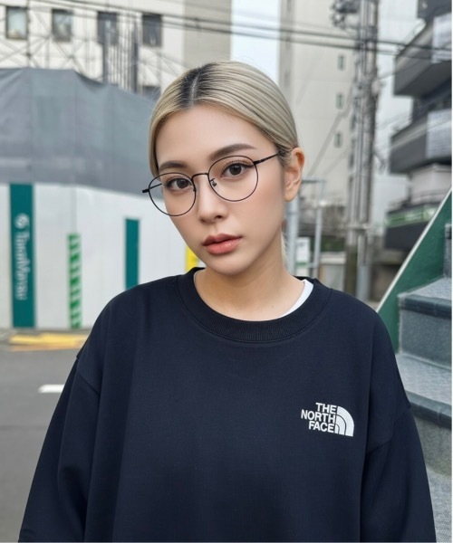 THE NORTH FACE(ザノースフェイス)の「【THE NORTH FACE】ノースフェイス 国内未発売 M'S CORE SWEATSHIRTS レギュラーフィット トレーナー スエット 長袖 / NM5MR00(スウェット・メンズ・ラベンダー/クリーム/シルバー/ブラック・SMALL/MEDIUM/LARGE/X-LARGE)」の2枚目の写真