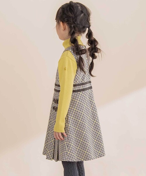 BeBe（ベベ）の「【お揃い】TRチェックパイピングベルトジャンパースカート（ジャンパースカート・キッズ・ブラウン系その他・130cm/140cm/150cm/120cm）」の3枚目の写真