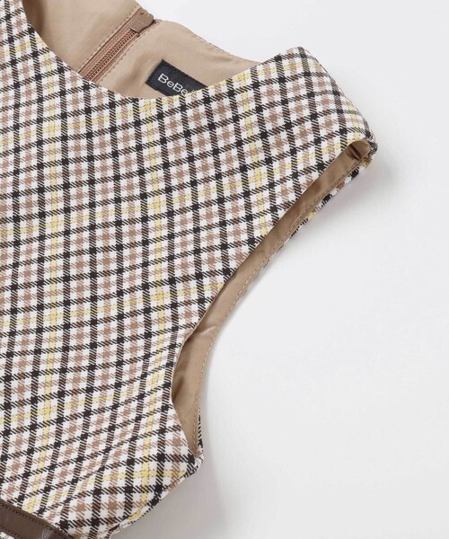 BeBe（ベベ）の「【お揃い】TRチェックパイピングベルトジャンパースカート（ジャンパースカート・キッズ・ブラウン系その他・130cm/140cm/150cm/120cm）」の10枚目の写真