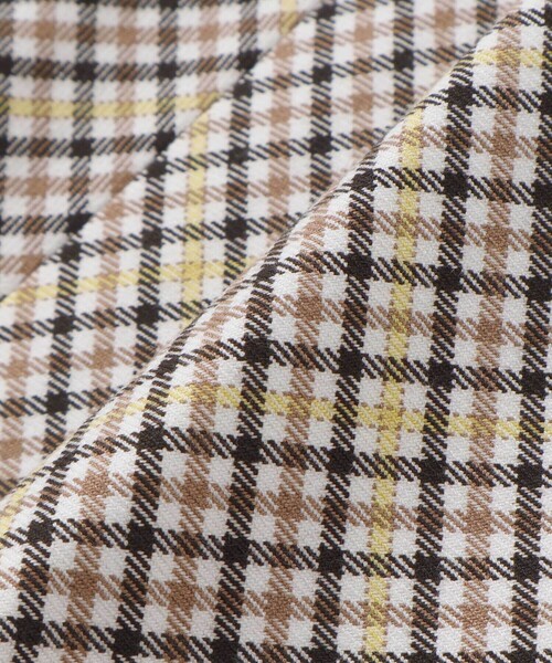 BeBe（ベベ）の「【お揃い】TRチェックパイピングベルトジャンパースカート（ジャンパースカート・キッズ・ブラウン系その他・130cm/140cm/150cm/120cm）」の16枚目の写真