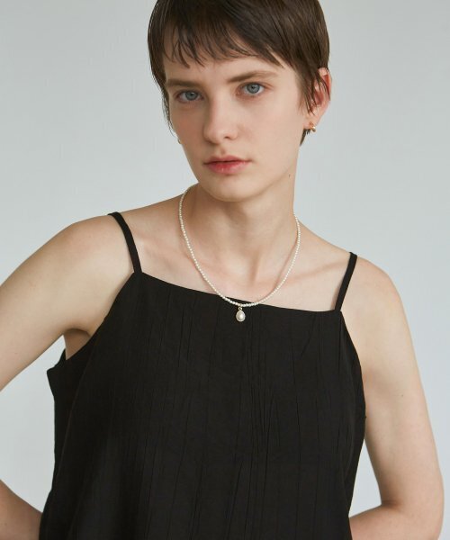NICK&NICOLE（ニックアンドニコール）の「SEMI SATIN SLEEVELESS_BLACK（Tシャツ/カットソー・レディース・その他・FREE）」の2枚目の写真