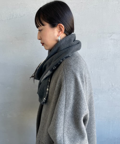 TWEED MILL（ツイードミル）の「[TWEED MILL/ツイードミル] 別注 チェック×フリース リバーシブル差し込みマフラー（マフラー・レディース・グレー/レッド系その他/レッド/グレー系その他/オートミール・F）」の13枚目の写真