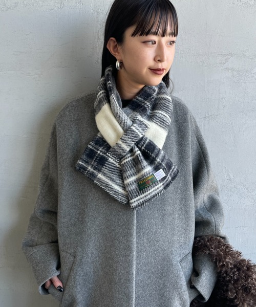 TWEED MILL（ツイードミル）の「[TWEED MILL/ツイードミル] 別注 チェック×フリース リバーシブル差し込みマフラー（マフラー・レディース・グレー/レッド系その他/レッド/グレー系その他/オートミール・F）」の6枚目の写真